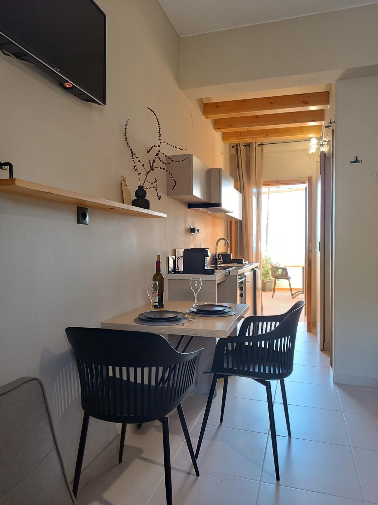 Giodriana Cozy Studio Ajía Marína Kültér fotó